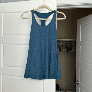 Lululemon blue long top